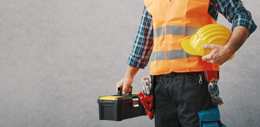 Safety Precautions Before the Emergency Electrician Arrives